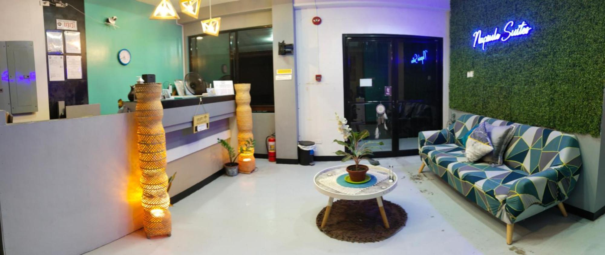 Napsule Suites Davao Ngoại thất bức ảnh